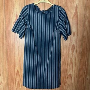 Banana Republic knee‎ length striped dress 4